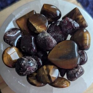 ❤️ Strength & Courage 🐯 Raw Garnet + Tiger's Eye gemstone Confetti Decor Bowl